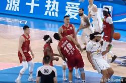 包含凯泽斯劳滕球员表现神勇，大胜对手的词条